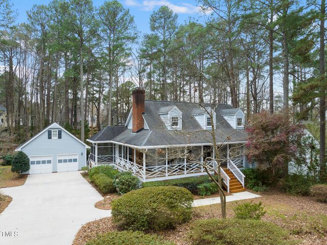111 Loch Haven Ln, Cary, NC 27518