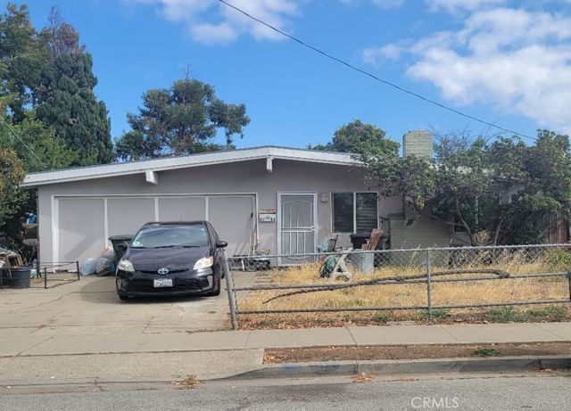2782 Fordham St, East Palo Alto, CA 94303