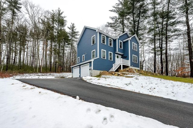24 Peaslee Road, Rochester, NH 03867