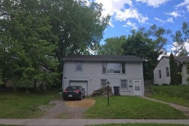 2076 Margaret St, Saint Paul, MN 55119