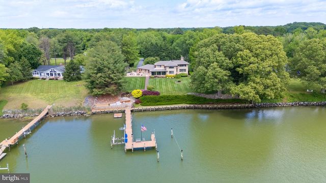 377 Hemsley Dr, Queenstown, MD 21658