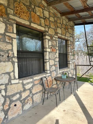 8053 Fm 2722 #4, New Braunfels, TX 78132