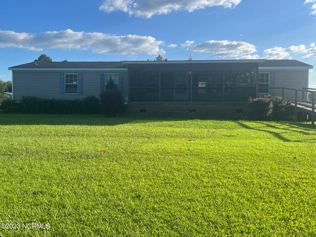 194 Henry Pridgen Road, Burgaw, NC 28425