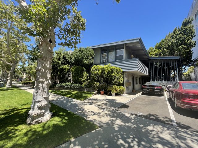 446 S  Maple Dr #2530330, Beverly Hills, CA 90212