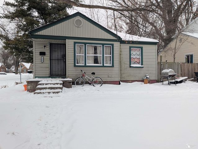 19401 Stout St, Detroit, MI 48219