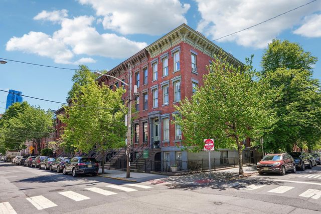 71 Wayne St, Jersey City, NJ 07302