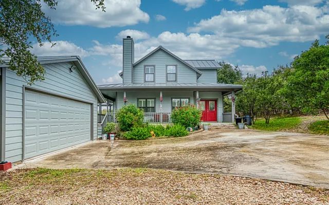 200 Scenic Crst, Lakehills, TX 78063