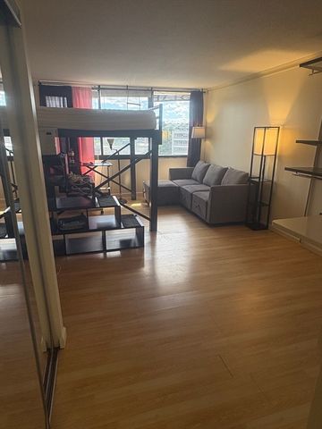 70 Southbridge St #812, Worcester, MA 01608