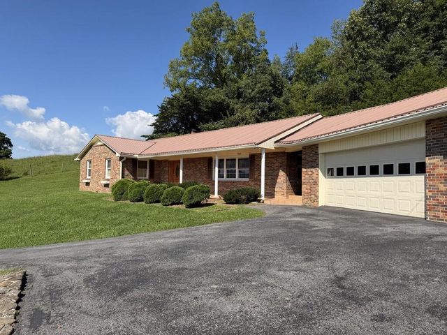 12602 Mountain Rd, Lebanon, VA 24266