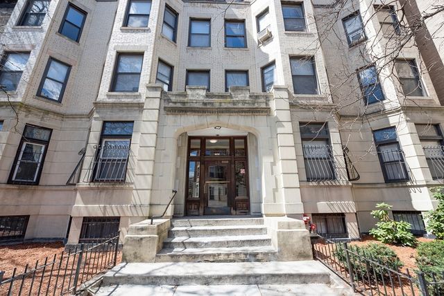 39 Hemenway St #6R, Boston, MA 02115
