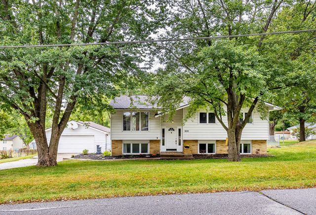 820 Dallas St, De Soto, IA 50069
