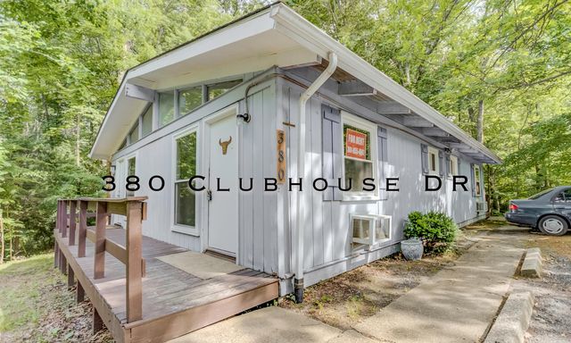 380 Clubhouse Dr   #21, Lusby, MD 20657