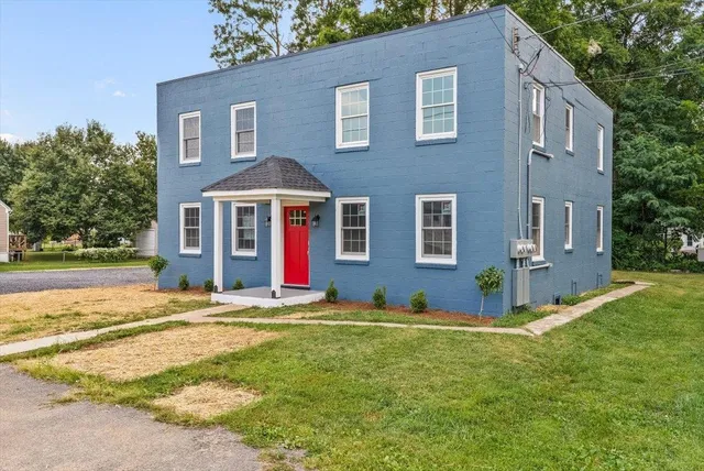 143 N  Elkin Ave, Waynesboro, VA 22980