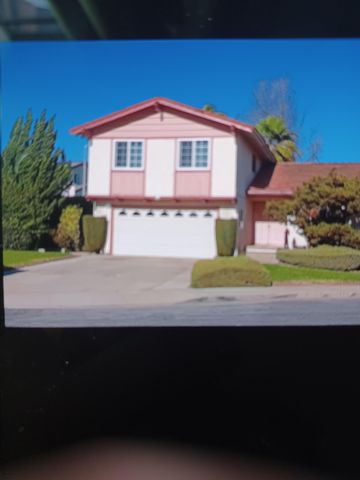 724 Topacio Dr, Monterey Park, CA 91754