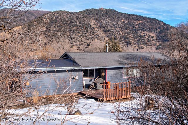 736 Red Mountain Dr, Glenwood Springs, CO 81601