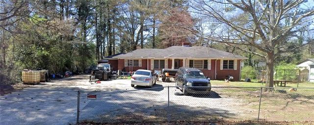 5651 Handley Blvd, Morrow, GA 30260