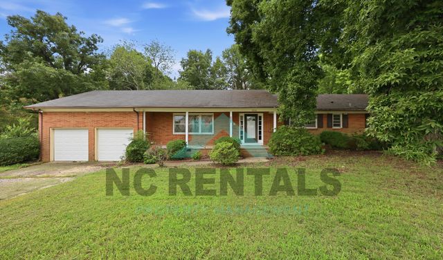 3210 Garden Rd, Burlington, NC 27215