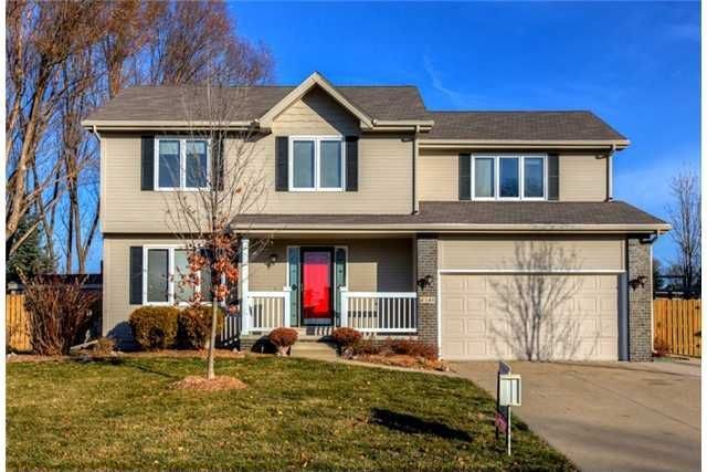 6145 Pommel Pl, West Des Moines, IA 50266