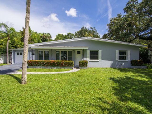 641 Bougainvillea Ln, Vero Beach, FL 32963