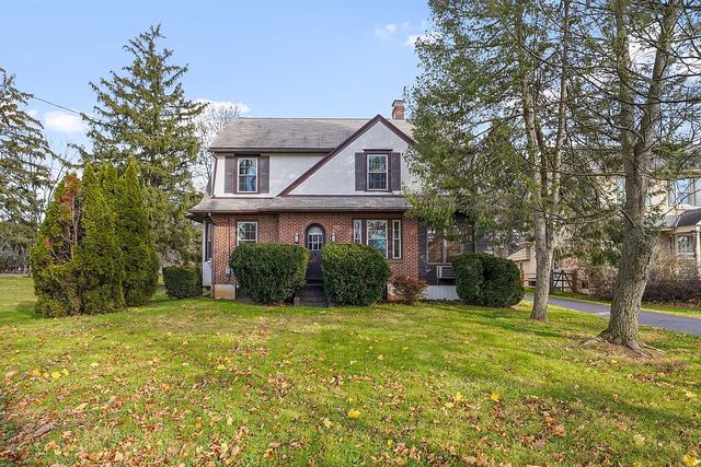 679 Valley Forge Rd, Phoenixville, PA 19460