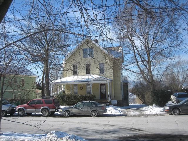 431-433 S  Union St #2, Burlington, VT 05401