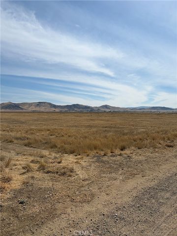 Belmont Trl #16, Santa Margarita, CA 93453