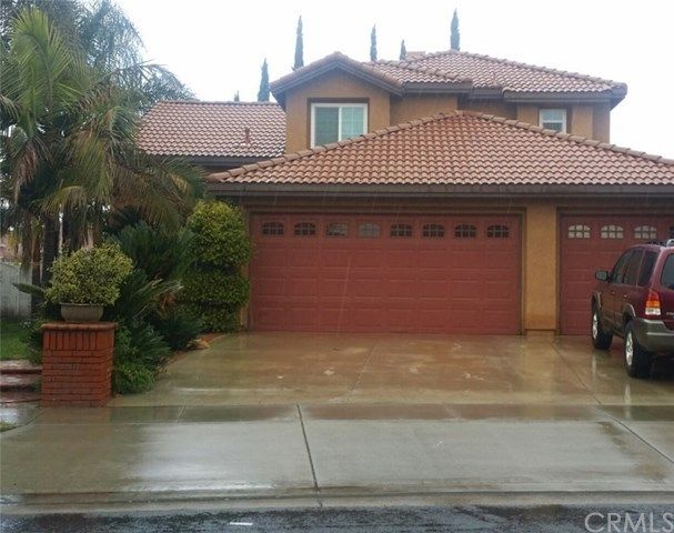 412 Colfax Cir, Corona, CA 92879