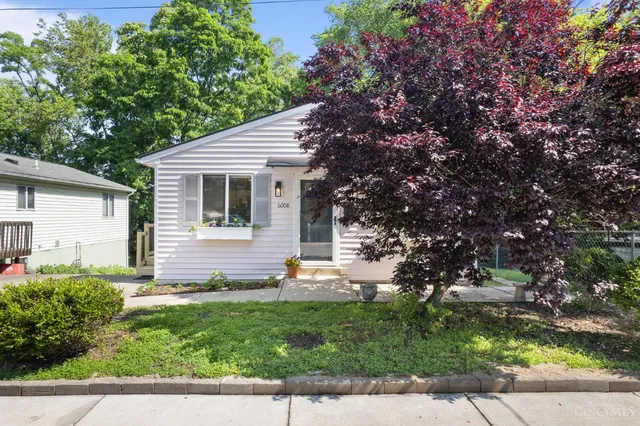 6008 Eleanor St, Cincinnati, OH 45227
