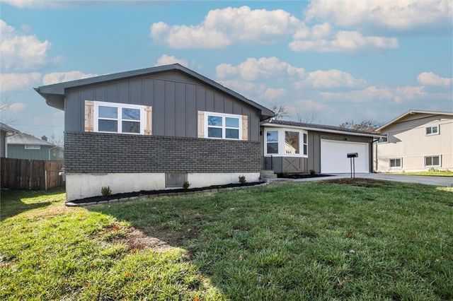 13013 E  49th Ter S, Independence, MO 64055