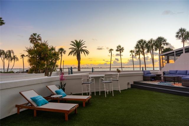 988 Boulevard Of The Arts #109, Sarasota, FL 34236