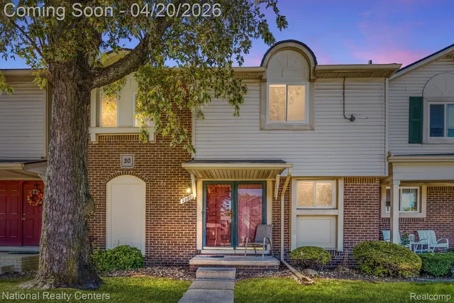 2057 W  Franklin Dr, Canton, MI 48187