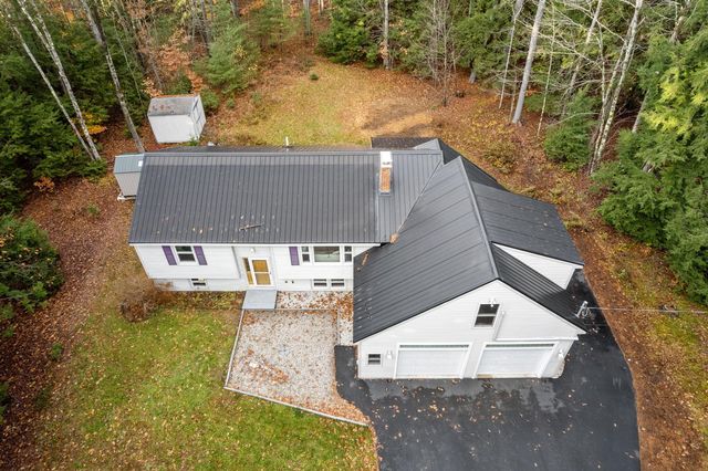 3 Stroutbrook Drive, Steep Falls, ME 04085