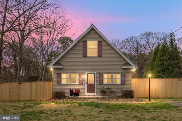 225 Obrecht Rd, Millersville, MD 21108