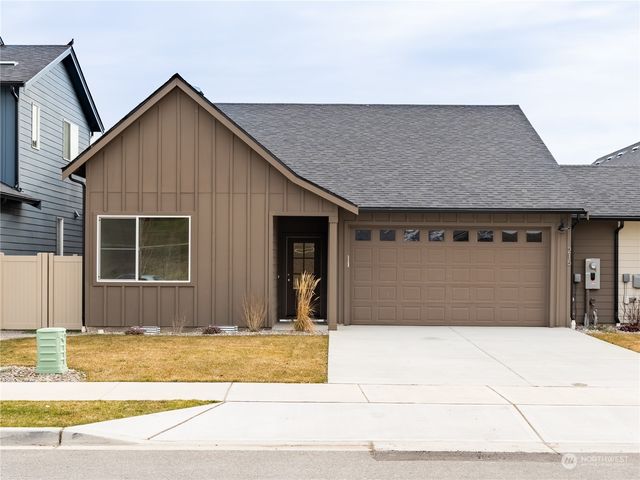 215 Sienna Road, Wenatchee, WA 98801