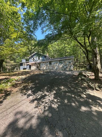 34 Cromwell Rd, Monroe, NY 10950