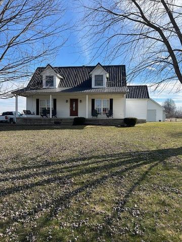 9033 Grandview Dr, Maysville, KY 41056