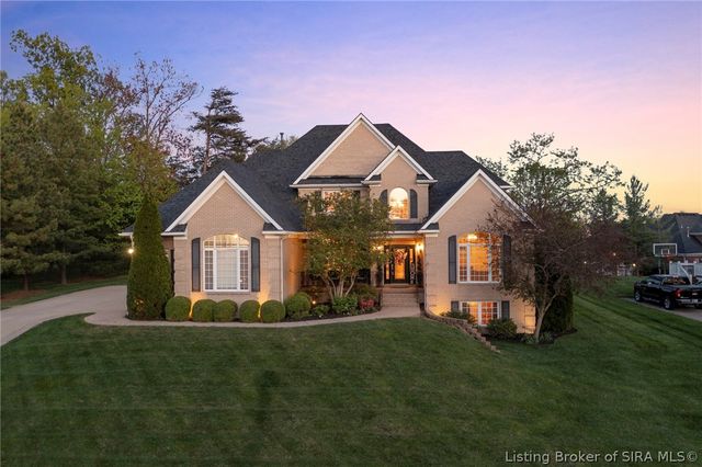 3528 Lafayette Parkway, Floyds Knobs, IN 47119