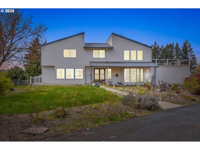 18191 S  Holly Ln, Oregon City, OR 97045