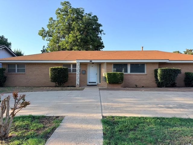 1215 Neely Ave, Midland, TX 79705