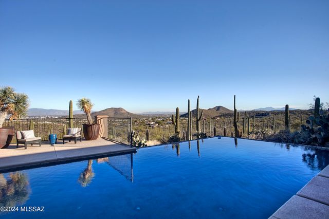 380 N  Resort Hills Pl, Tucson, AZ 85745