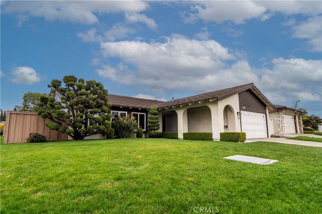 24139 Grayston Dr, Lake Forest, CA 92630