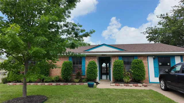 3005 Pine Trail Rd, Dallas, TX 75241