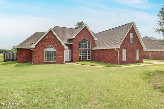 2901 Village Cir, Ocean Springs, MS 39564