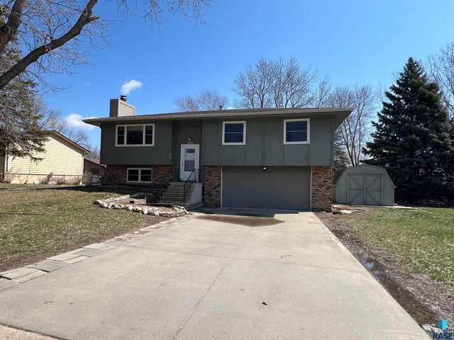 4504 S  Marion Rd, Sioux Falls, SD 57106