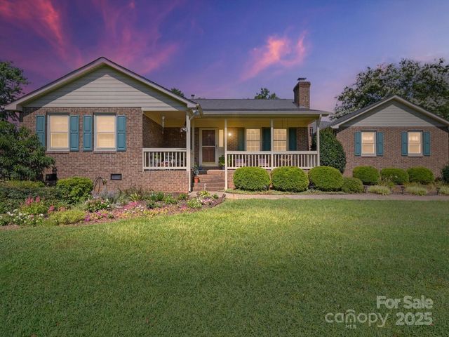 2621 Foxworth Dr, Monroe, NC 28110
