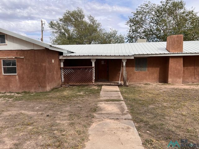 5 Concord Rd, Roswell, NM 88203