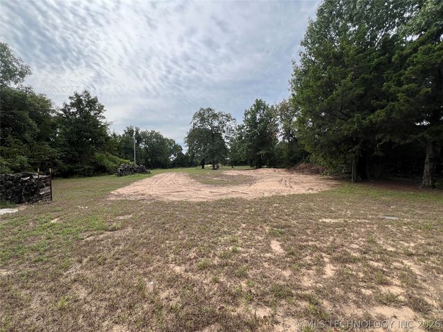 20 S  4207th Rd, Eufaula, OK 74432