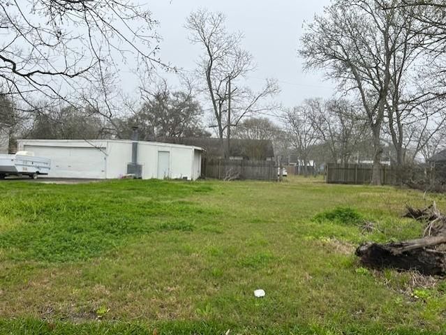 3100 Weatherford St, La Porte, TX 77571