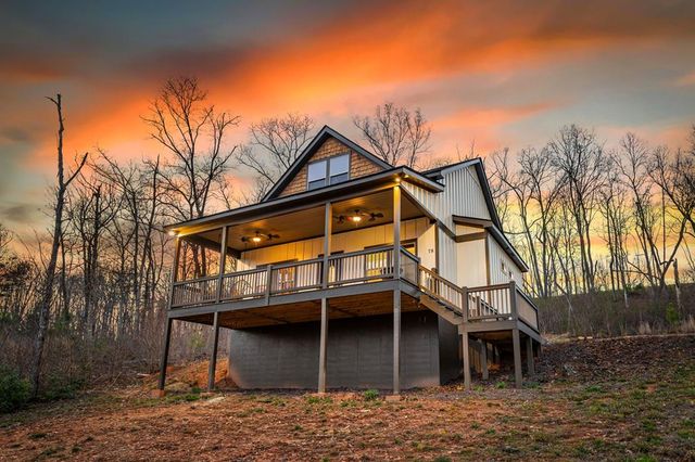 78 Lake Top, Ellijay, GA 30540