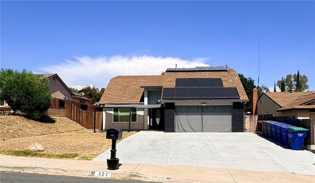 321 Sacramento Ave, Spring Valley, CA 91977